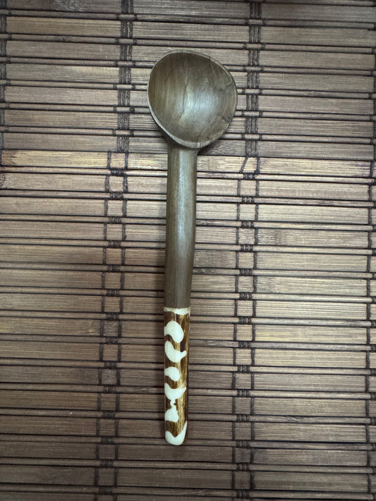 CUCHARILLA DE MADERA Y HUESO