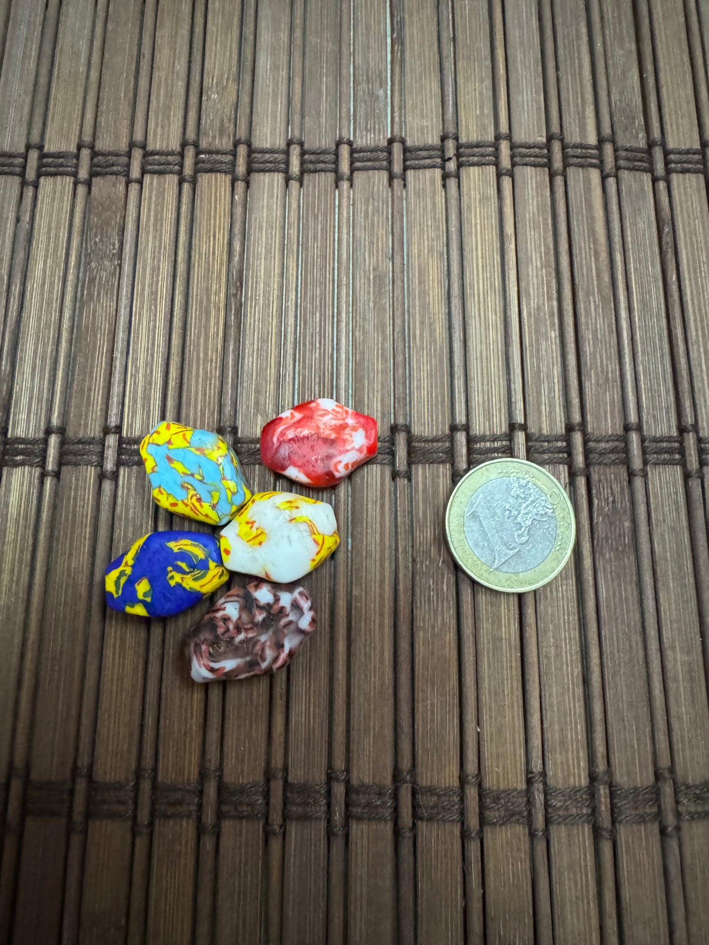 PIEDRAS DE VIDRIO