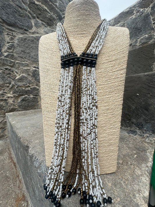 COLLAR ARTESANAL