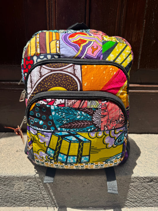 MOCHILA ARTESANAL MEDIANA WAX AMA OBRONI