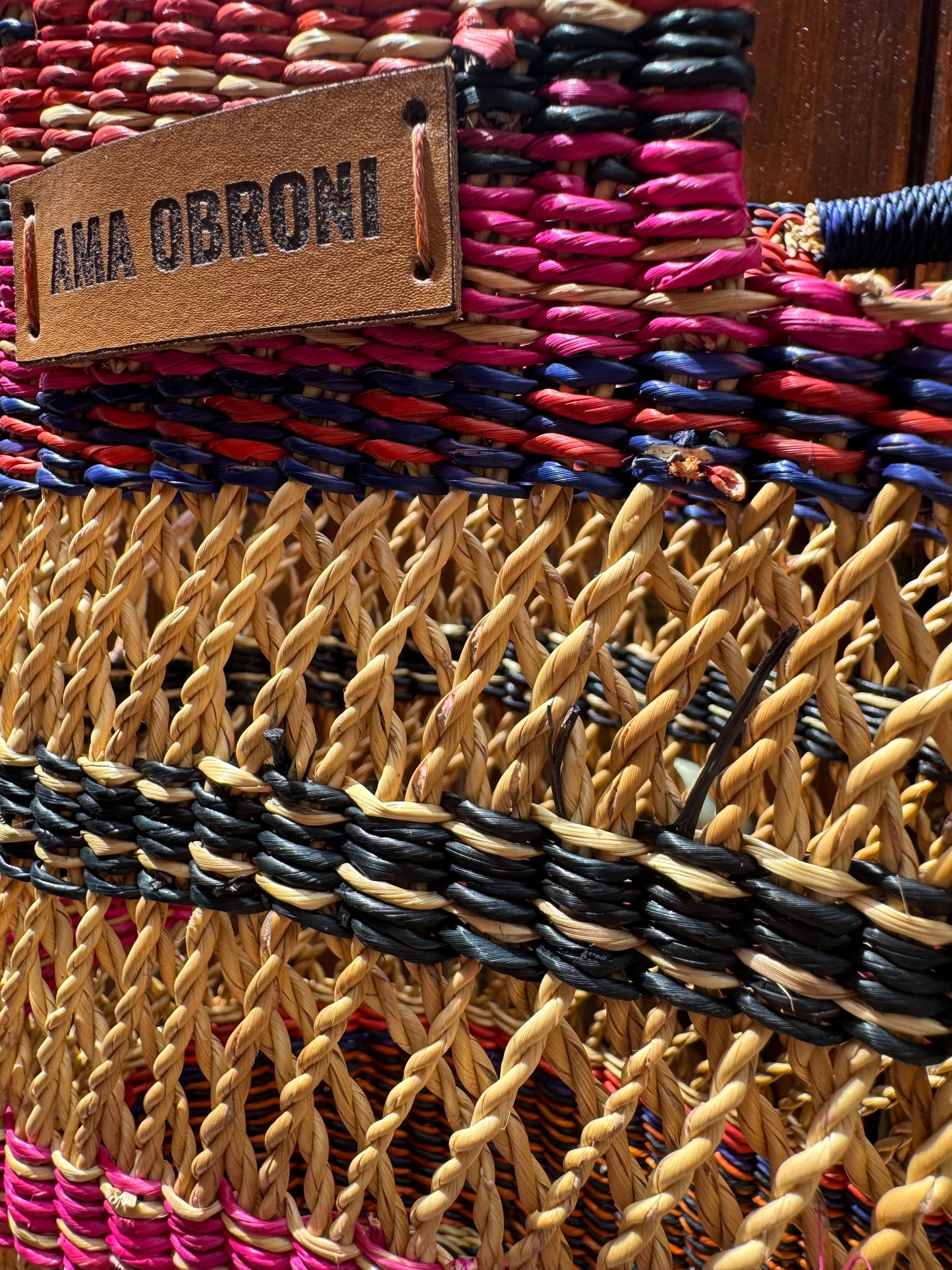 Bolso artesanal AMA OBRONI
