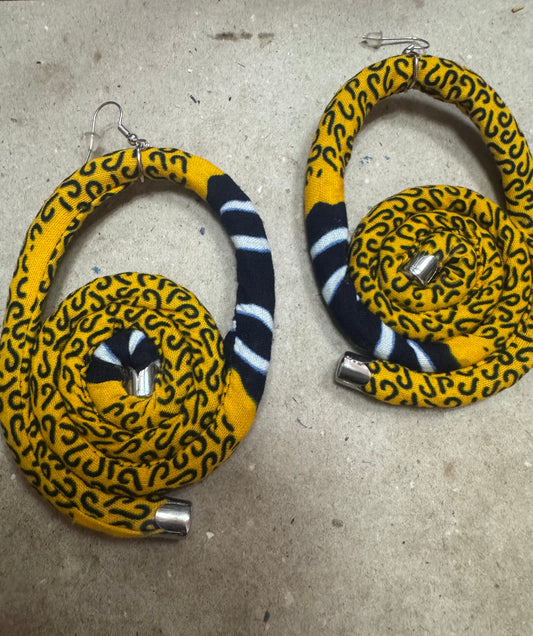 PENDIENTES DE TELA WAX